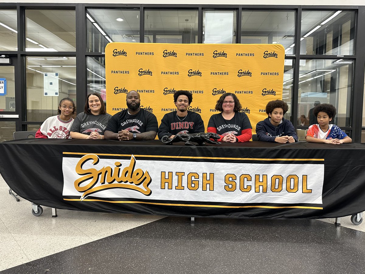 Snider Football tweet media