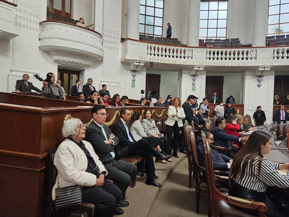 En el <a href="/Congreso_CdMex/">Congreso de la Ciudad de México</a> conmemorando la #ConstituciónCDMX qué hoy ha sido olvidada, ignorada y regresiva en las leyes. Difundimos la #CiudadDeDerechos