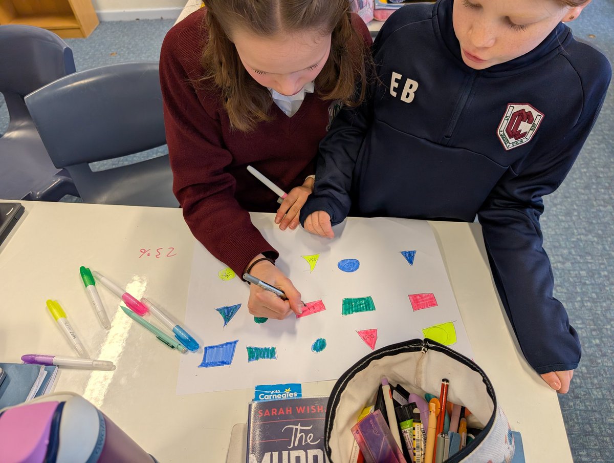 #CCSGYear8 worked collaboratively in #Maths today to recreate a picture outside the classroom, noticing the patterns and filling in all the gaps. Great work! #CCCollaboration #CCChallenge #CCAchieve