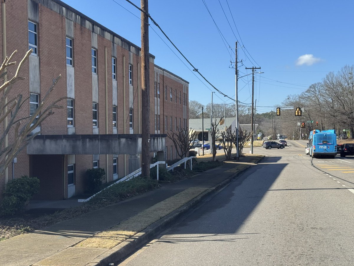 Banks Jets Basketball tweet media