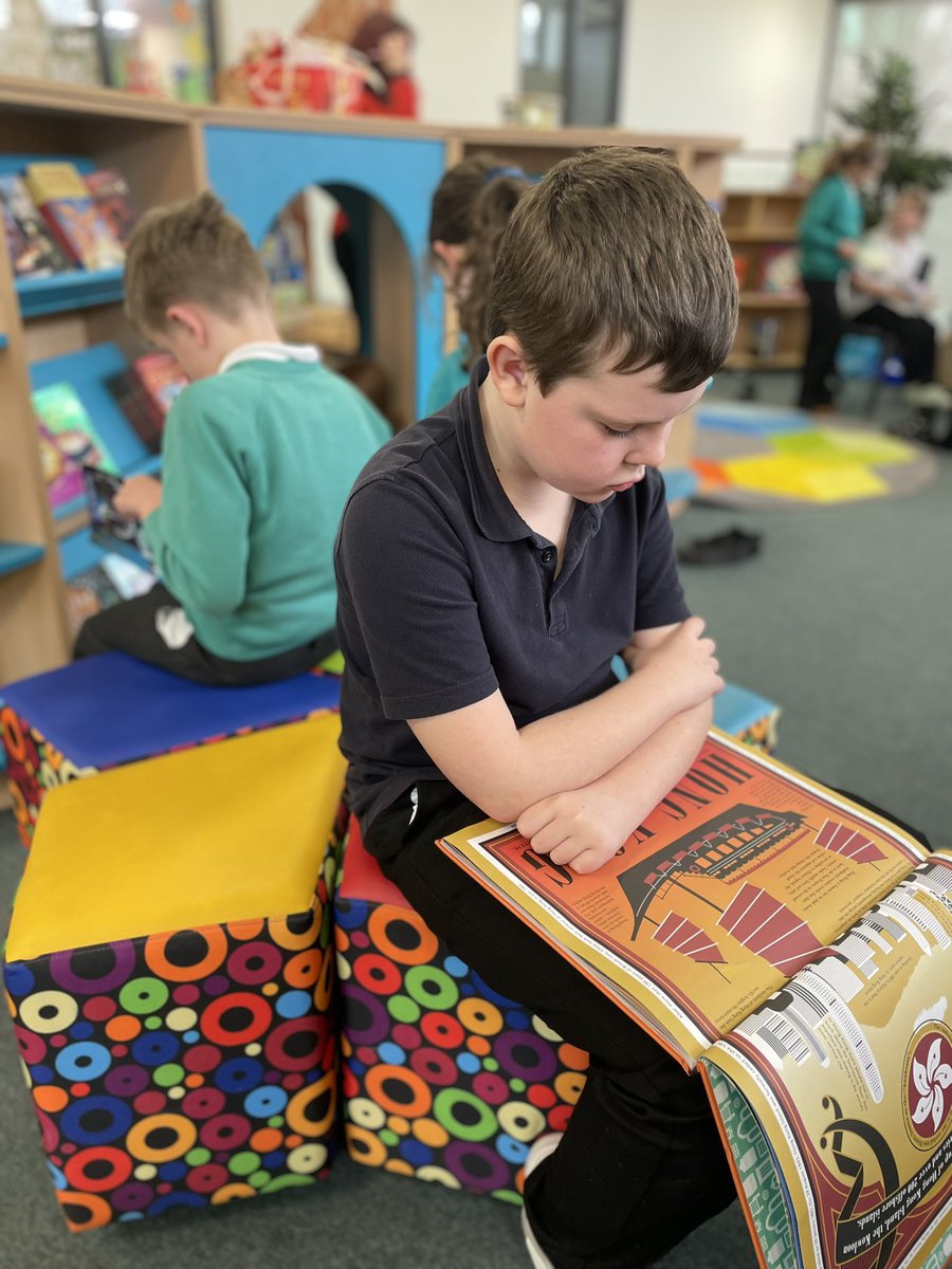 CPickeringPri's tweet photo. #Y4MOR loved their time in our amazing library this afternoon #lovetoread #readingforpleasure https://t.co/9aR41k8bMG