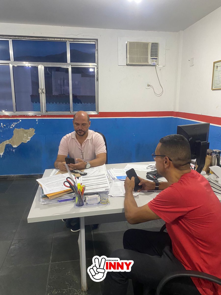 vereadorvinny's tweet photo. Hoje estive com o secretário de Saúde, Dr. Emerson, e o subsecretário, Léo, para tratar dos avanços na área da saúde em Mesquita, que é, sem dúvidas, o carro-chefe da nossa cidade.
Atualmente, contamos com 11 Clínicas da Família e duas Policlínicas, Cosmorama e São José. https://t.co/C1EOSoUjNB