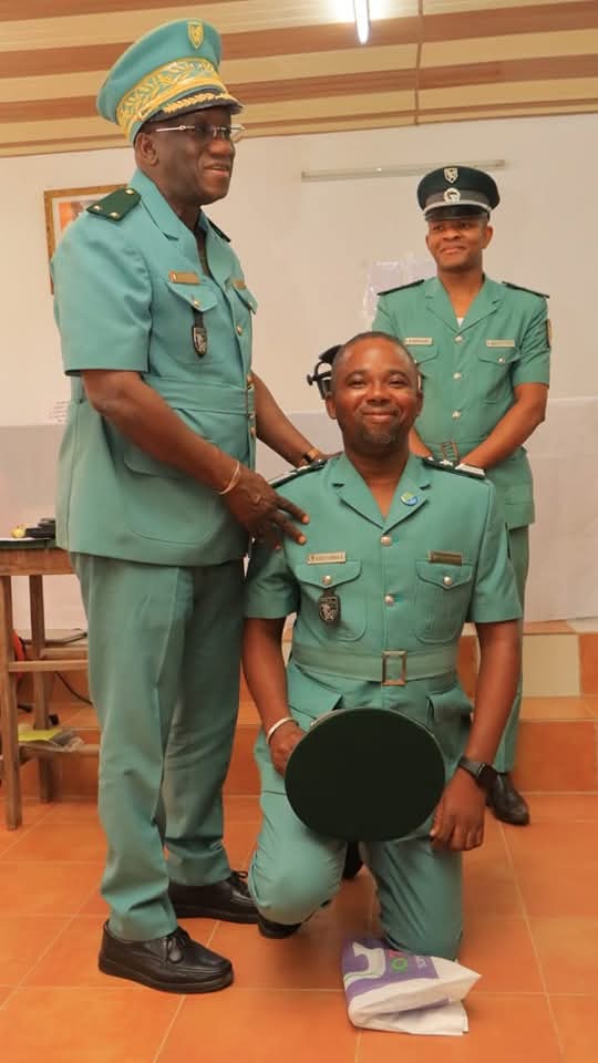 roscidet's tweet image. Félicitations à l&apos;Expert Karna Bakary Soro, Point Focal ROSCIDET  et de EBAFOSA Côte d&apos;Ivoire pour sa promotion et son nouveau grade à la #SODEFOR. 
#climat #sdg #forest #agroforesterie #cacao #ndc #Abidjan #RC