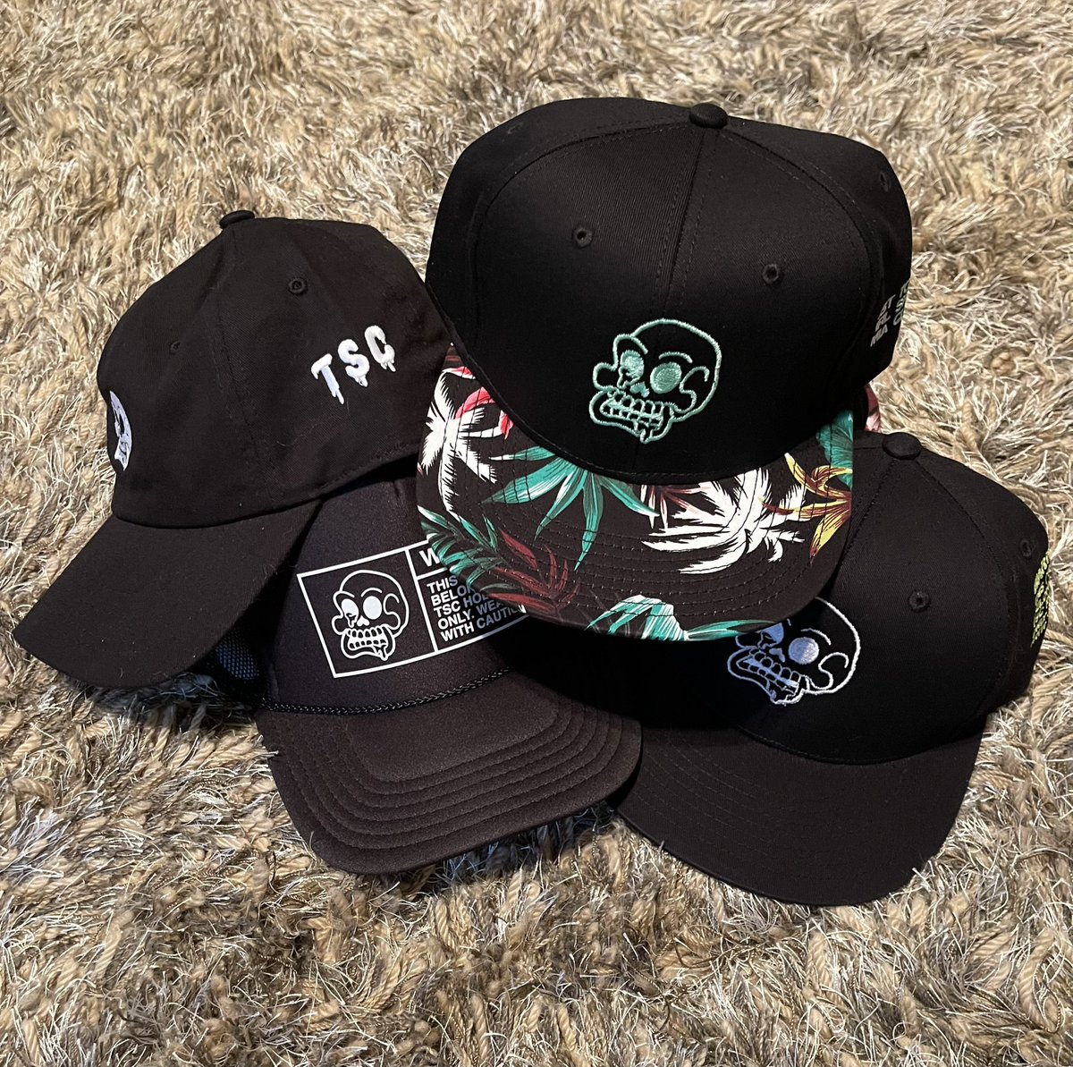 Charles 🪬🤙 tweet media