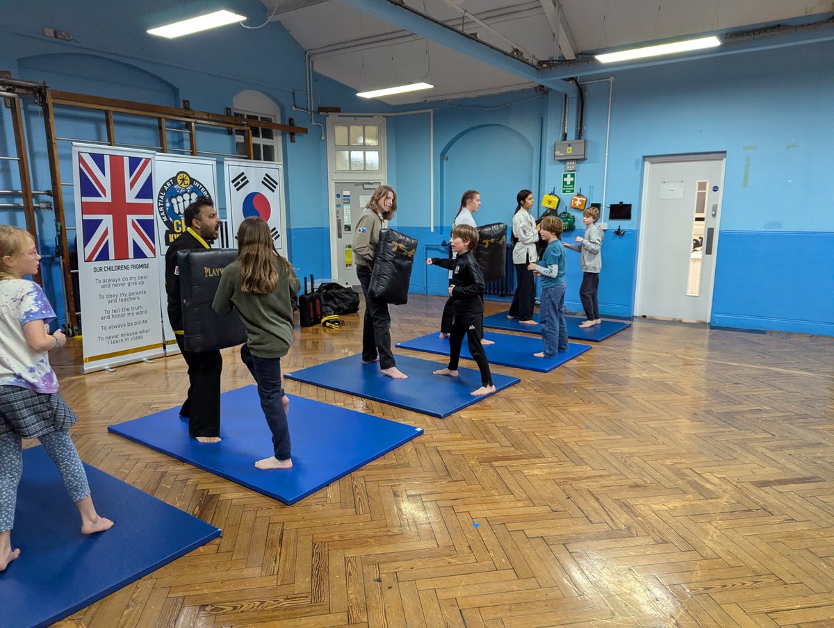 Last night the Scouts had a brilliant time trying some Choi Kwang Do! They all got stuck into the session and really enjoyed trying something new.
A massive thank you to Rishi and the team from Islington Martial Arts for putting on such an engaging, structured and fun session!