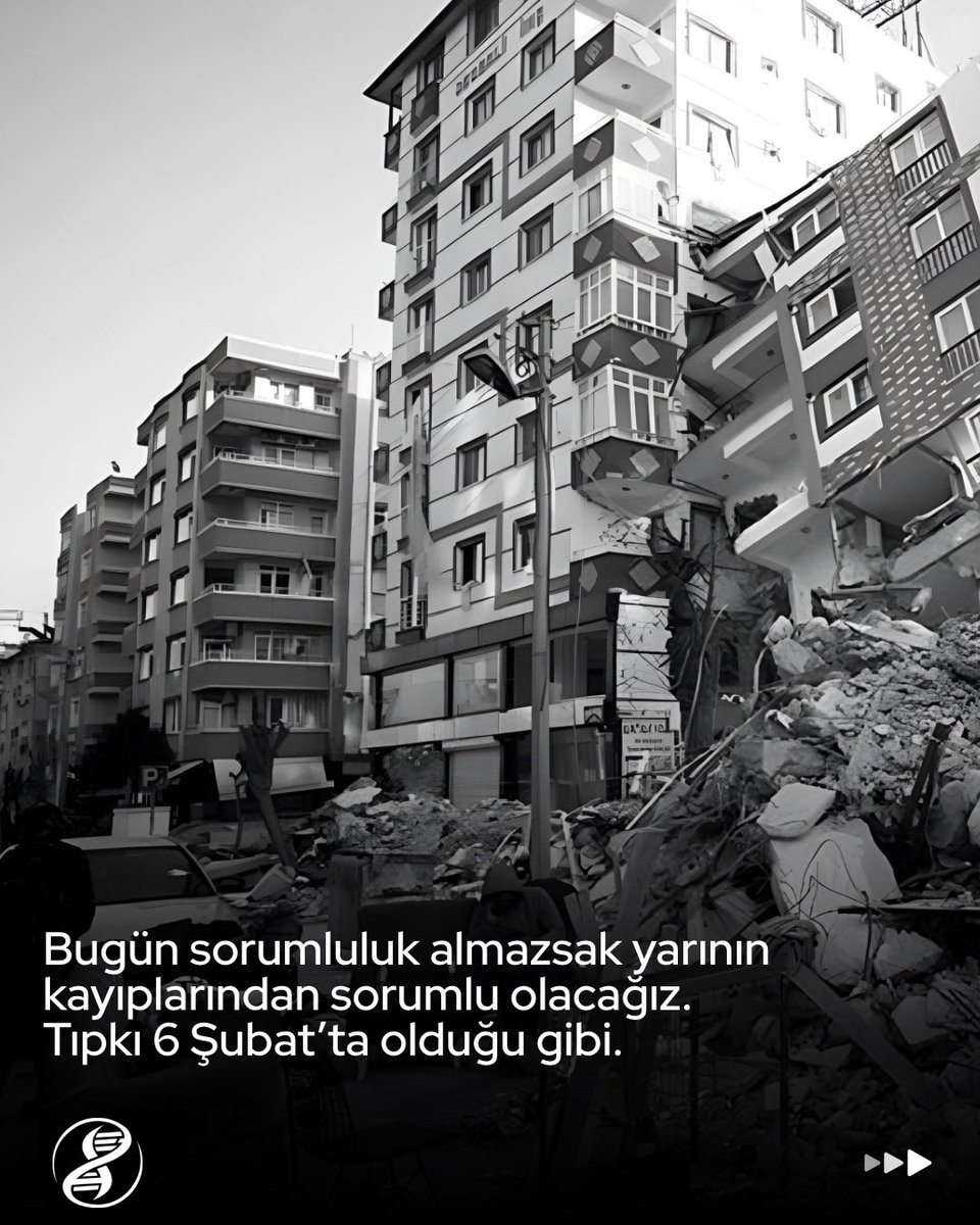 İki yıl; bir şehir için, bir aile için, bir insan için ne ifade eder?

Aileleri, sevdikleri, anıları toprağın altında kalanlar… Onlar için hayat eskisi gibi değil, bizim için de olmamalı. Verilen sözlerin kaçı tutuldu?

Yıkılan binaların yerinde hâlâ boş araziler var. Deprem