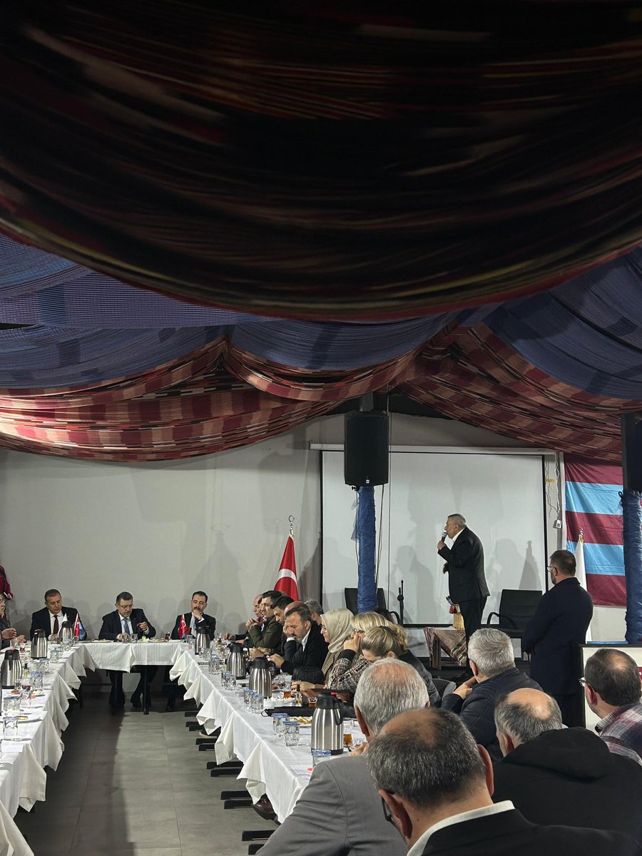 Trabzon Evimizde yönetim kurulumuz ve hemşehrilerimizle bir araya gelen Trabzon Büyükşehir Bld. Başkanımız Sn. Ahmet Metin Genç, Vali Yardımcımız Hacı Osman Hökenekli, İl Turizm Md.Tamer Erdoğan ve  Ticaret Odası Bşk. Erkut Çelebi’ye teşekkür ederiz.
<a href="/ismailsatiroglu/">İsmail Şatıroğlu</a>