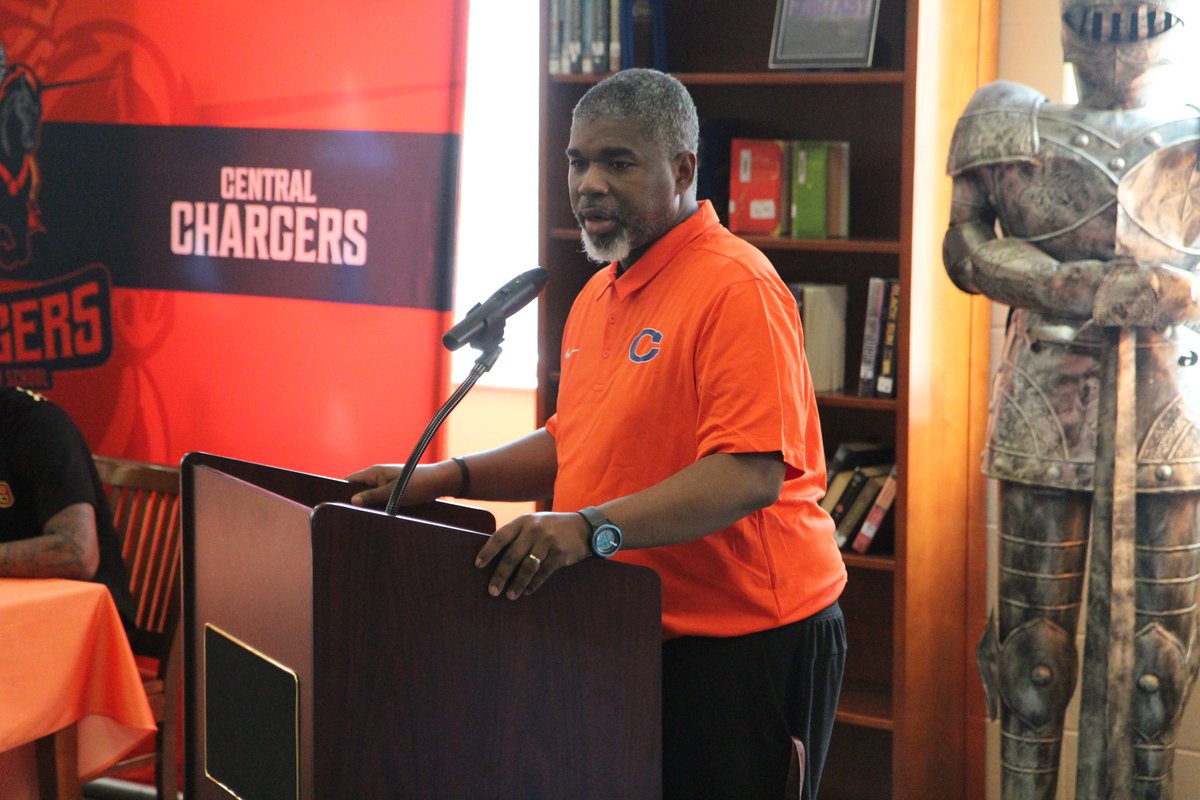 Today, <a href="/CHSMaconATH/">Central-Macon Athletics</a> linebacker Nikee Walker joined a contingent of <a href="/BibbSchools/">Bibb County Schools</a> athletes heading to <a href="/ClaytonState/">Clayton State</a> on National Signing Day!