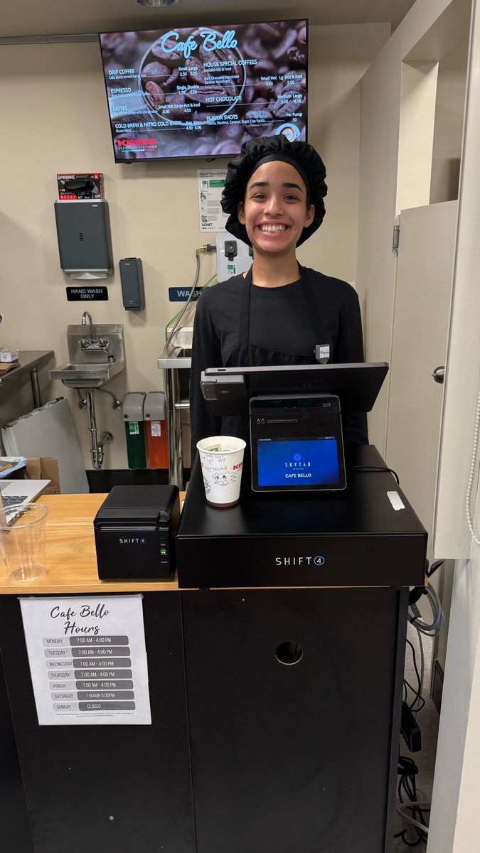Fernando_SkyTab's tweet image. CAFE BELLO at inside Winter Haven Hospital with the power of @SkyTabPOS  and @Shift4 Say hi from us!!!