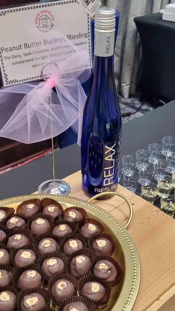 Cintas Center (@cintascenter) on Twitter photo Xavier Alumni Wine and Chocolate Event 2/12 5:30-7pm sign up xavier.edu/alumni/events/… <a href="/XU_Alumni/">Xavier Alumni</a> <a href="/XavierU/">Xavier University</a> Xavier Alumni Wine and Chocolate Event 2/12 5:30-7pm sign up xavier.edu/alumni/events/… <a href="/XU_Alumni/">Xavier Alumni</a> <a href="/XavierU/">Xavier University</a>