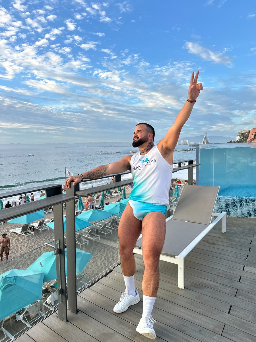 tryorman's tweet image. 🌊🌊🌊 @mantamarbc 

#Soyork #york #vallarta #puertovallarta #mantamar #reels #carnaval #gay #tendencia