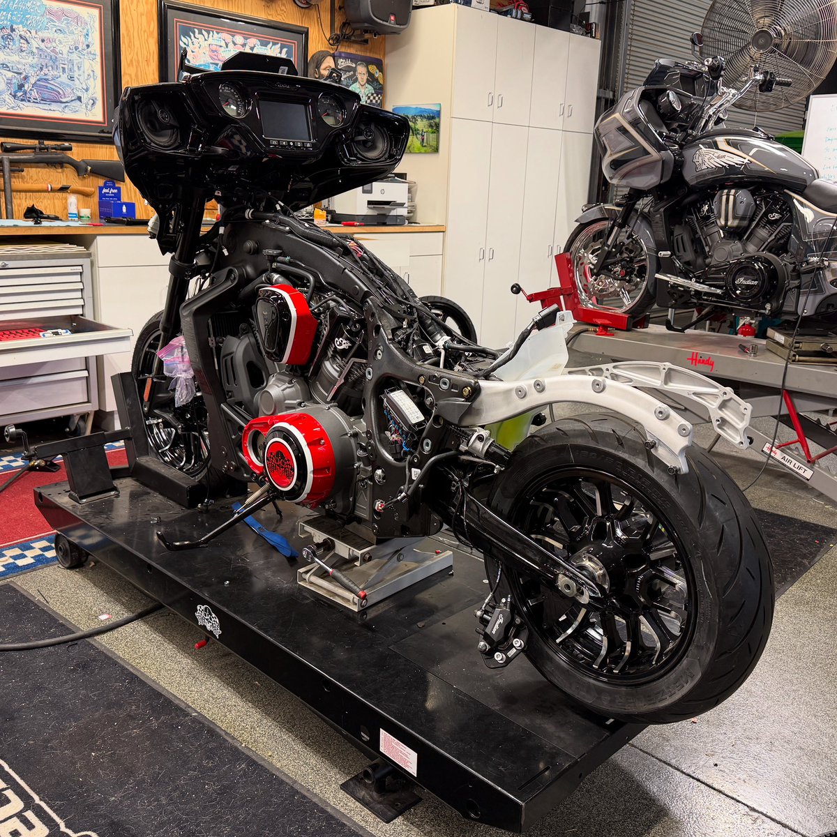hartluck's tweet photo. LOTS of work to do on this new @indianmotorcycle #Chieftian , and in a short amount of time!!!!! Fingers crossed, I will be shaking it down on Saturday, and in route to #DaytonaBikeWeek2025 π€πΌπ€πΌ. Definitely the stressful part since we did a lot to this bike in a short time. https://t.co/f17iI497X1