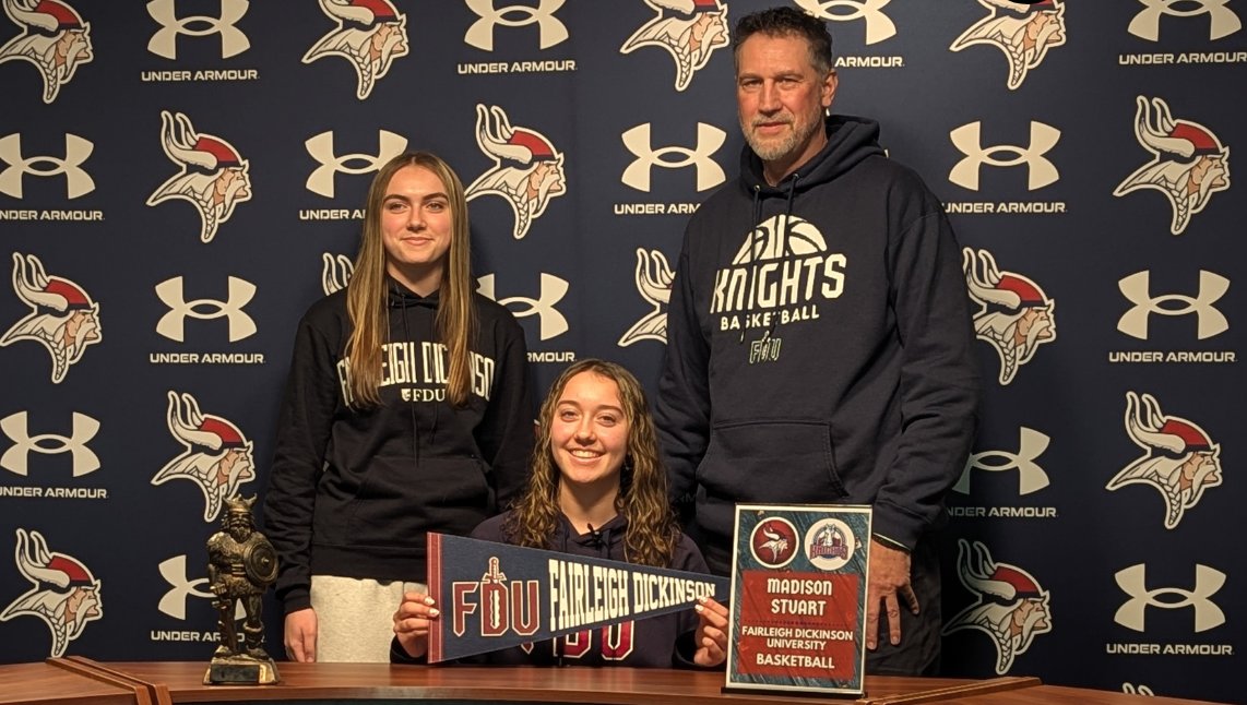 🔴✍️2025 NATIONAL SIGNING DAY✍️🔵

Congrats to Eastern RHS senior Madison Stuart, who will be continuing their academic/athletic career at Fairleigh Dickinson University for Basketball 🏀