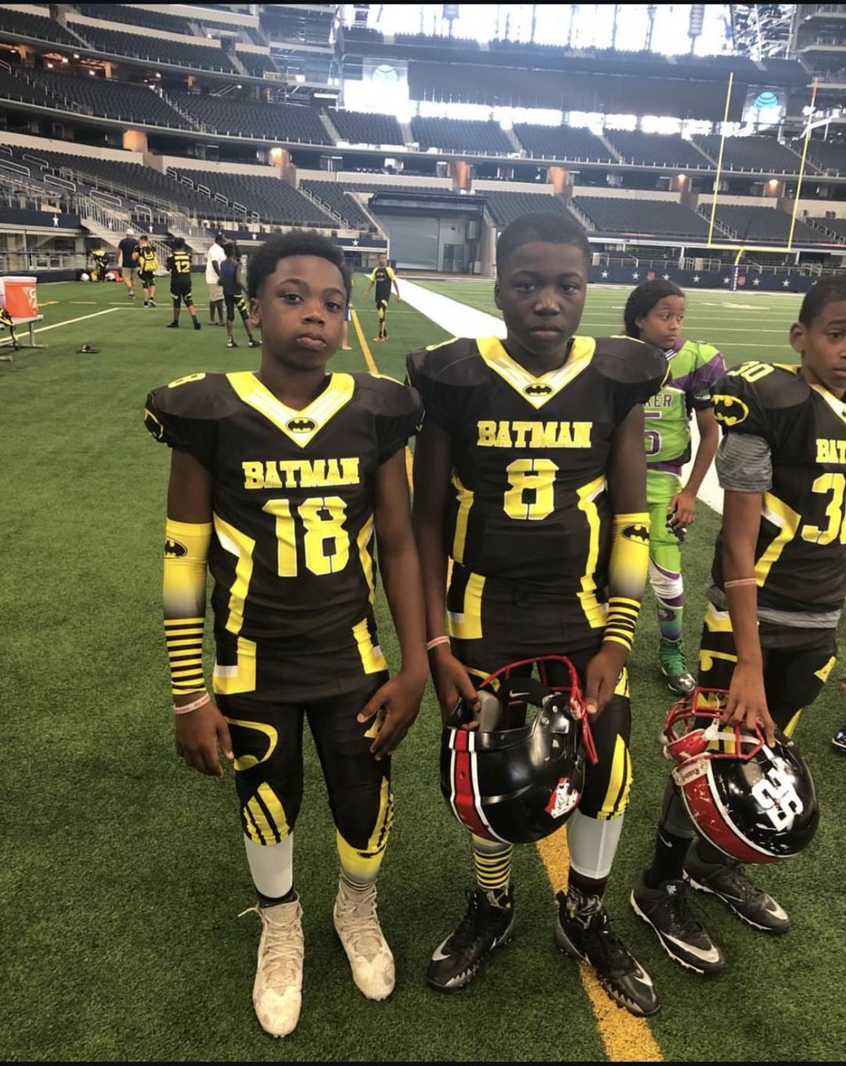 CarmineGemei's tweet image. Eight @RamsFootballSC players signed to play football in college today! 

That includes brothers @ChamarryusB and @ArmoniWeaver who are both going to @WVUfootball after playing football together since they were just four years old.