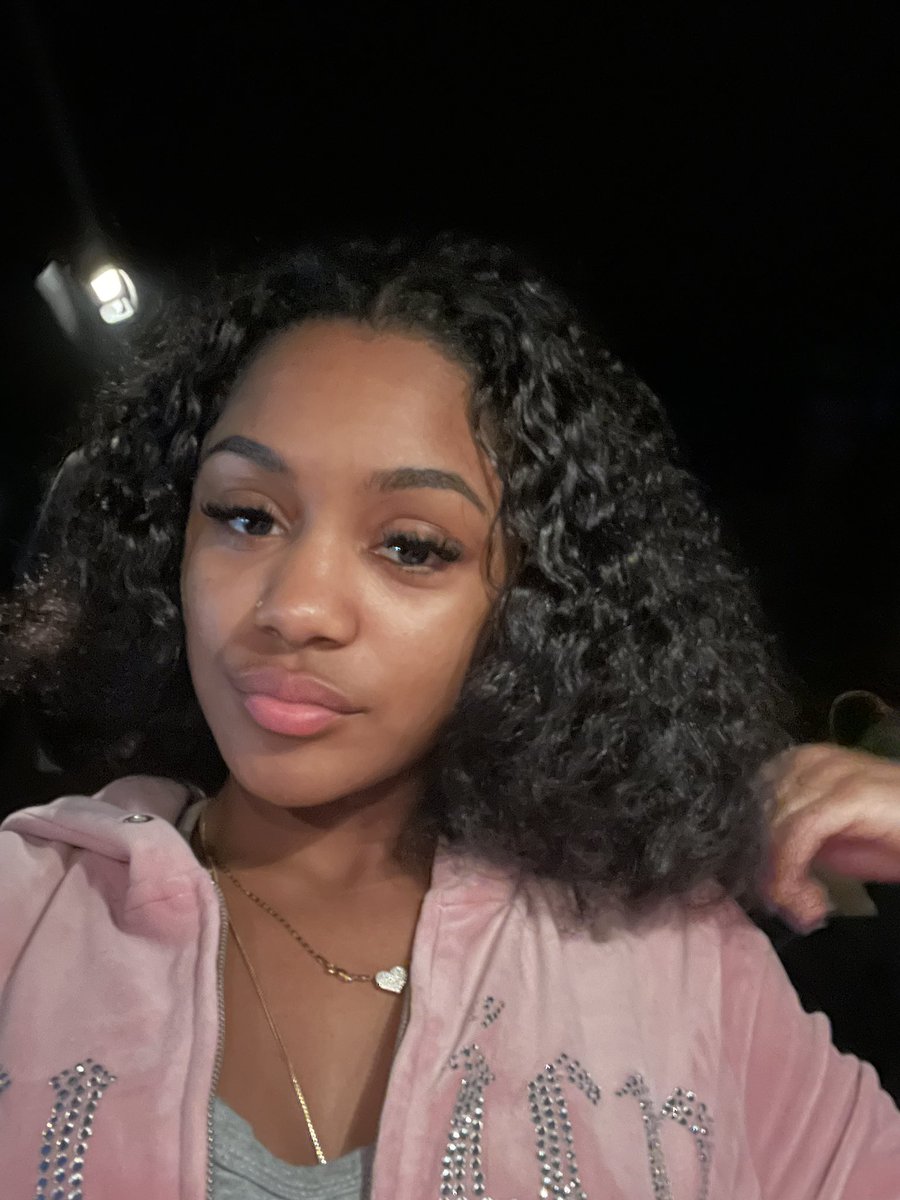 Mylhani1's tweet photo. #Nofilly #naturalaf https://t.co/08TWPE4WG1