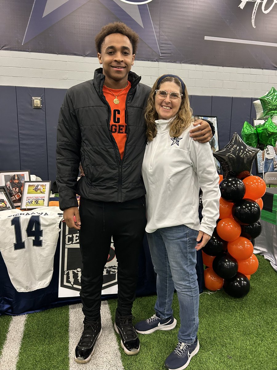 Congratulations, <a href="/jrtichaawa11/">Junior Tichaawa ✞</a>! <a href="/ECUTigersFB/">ECU Tigers Football</a> is getting a team player who works extremely hard!
