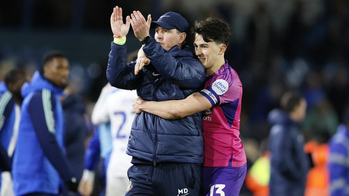 I can’t express how great this man has been for this football club. I wish all you fans truly knew how important he has been to us all as players! Ask anyone and they will tell you the same thing. Mike Dodds, I can’t thank you enough! Good luck ❤️💙