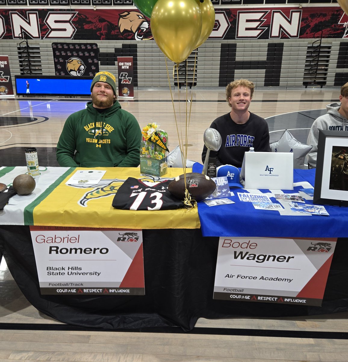 RMAthletics's tweet photo. So proud of our Class of 2025 Signees. From down the road at Chandler-Gilbert and Arizona State to Air Force Academy, U of A, Boise St and Southern University, @RMAthletics will span the U.S. with Mtn Lions around the country. Congrats again! #SigningDay https://t.co/iasnKgKdDw