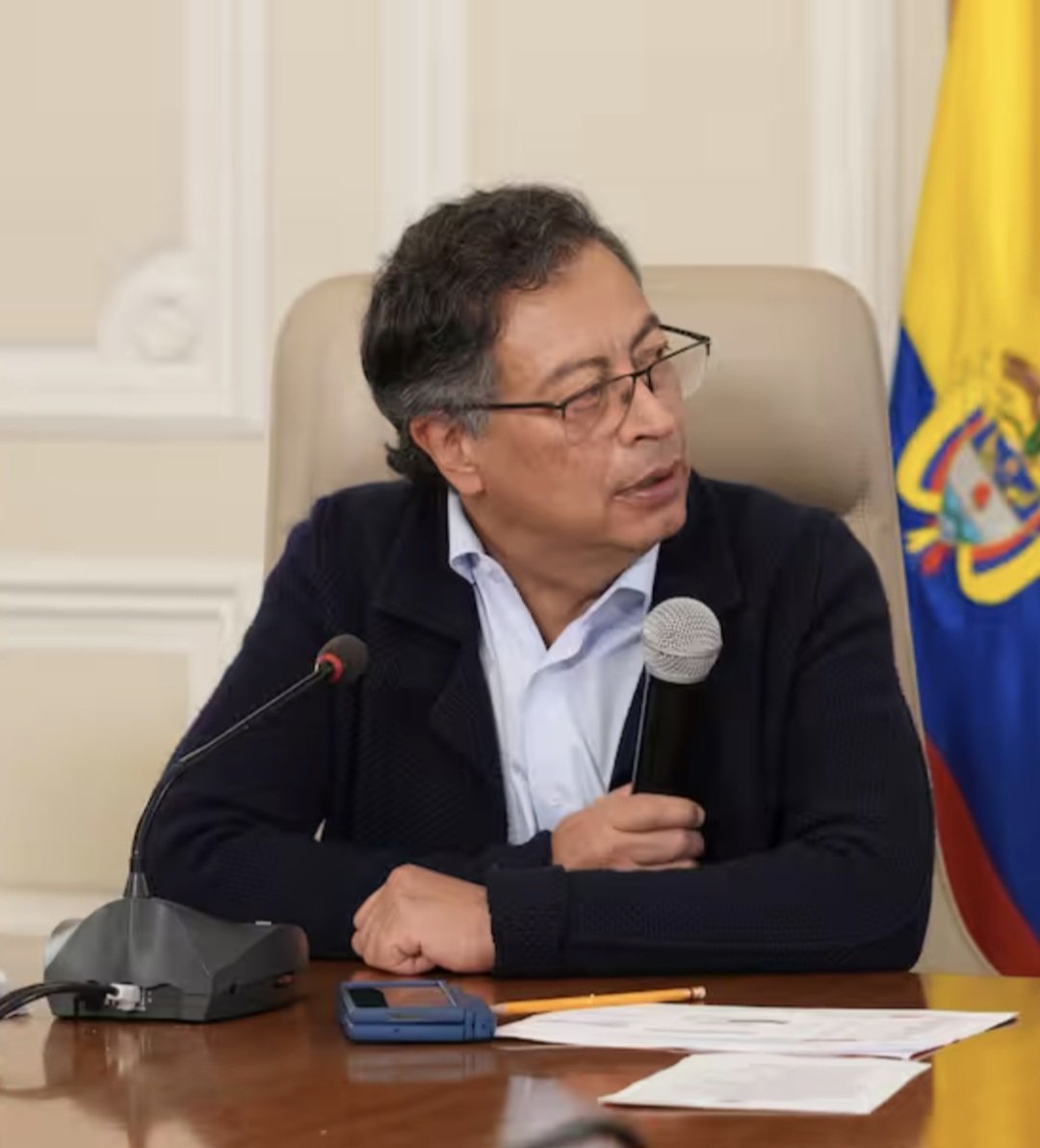 maicajamarca_'s tweet photo. Lo único que yo le pido al pueblo colombiano es que no deje solo al Presidente @petrogustavo. Todos los gobiernos pasan por dificultades y éstas se resuelven. https://t.co/tBXbdfAKwY