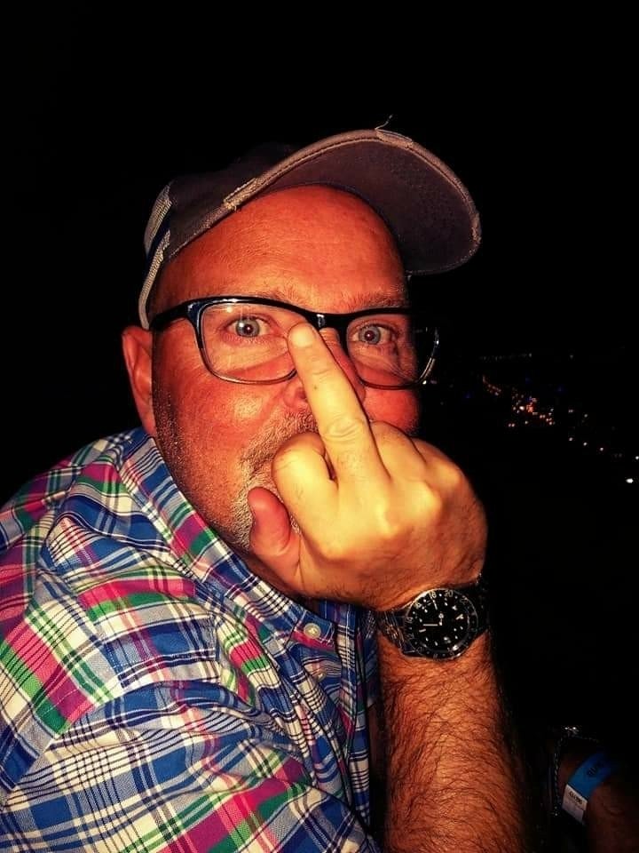 "What a total douche!'
At least, that's what I would tell me if it wasn't my pic. 😉