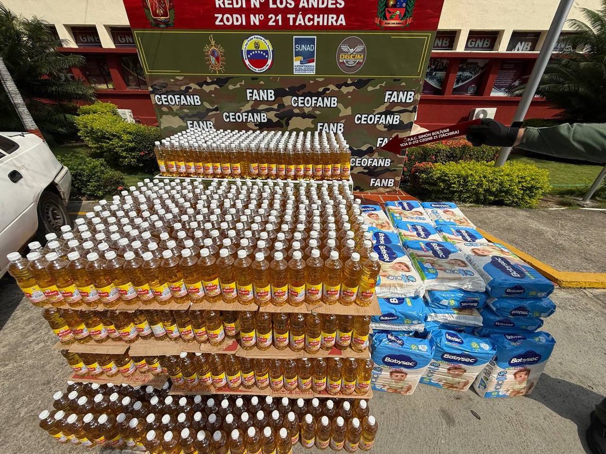 La #FANB en la REDI N° 2 Los Andes, la ZODI N° 21 Táchira, efectivos del CZGNB-21 (Táchira),  P.A.C Puente Internacional Simón Bolivar, 1CIA-D-212, en el marco de la operación Cacique Murachí, se realizó la detención de un (01) cddno y retención de mil cuatrocientos cuarenta