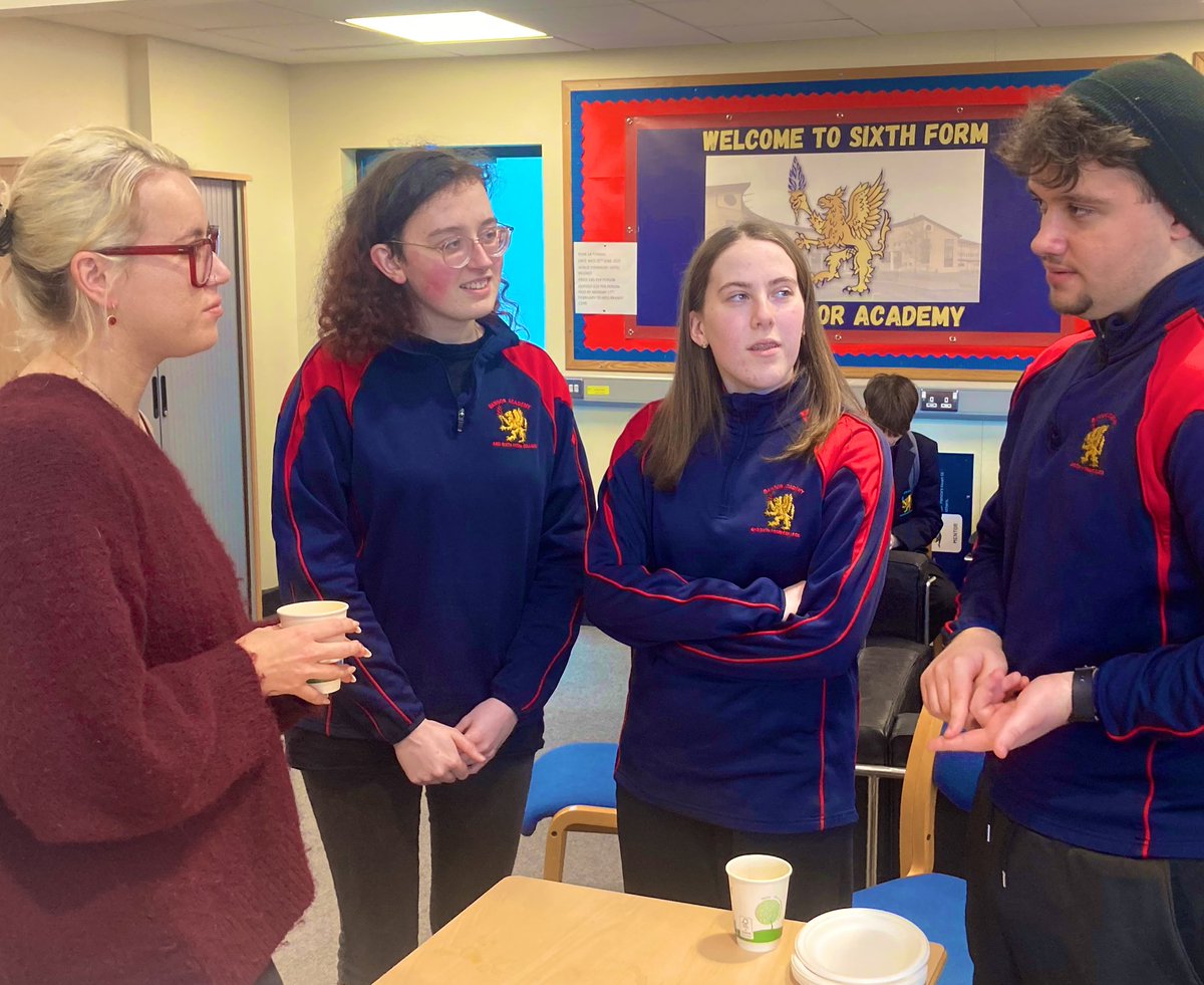 Art_BASFC's tweet photo. We were delighted to welcome past pupil, Tara Hakin, now a successful fashion designer,  to talk to our students today as part of our Careers week. So informative and totally inspirational. Thanks  @tara_hakin https://t.co/nsDLJxeTTv