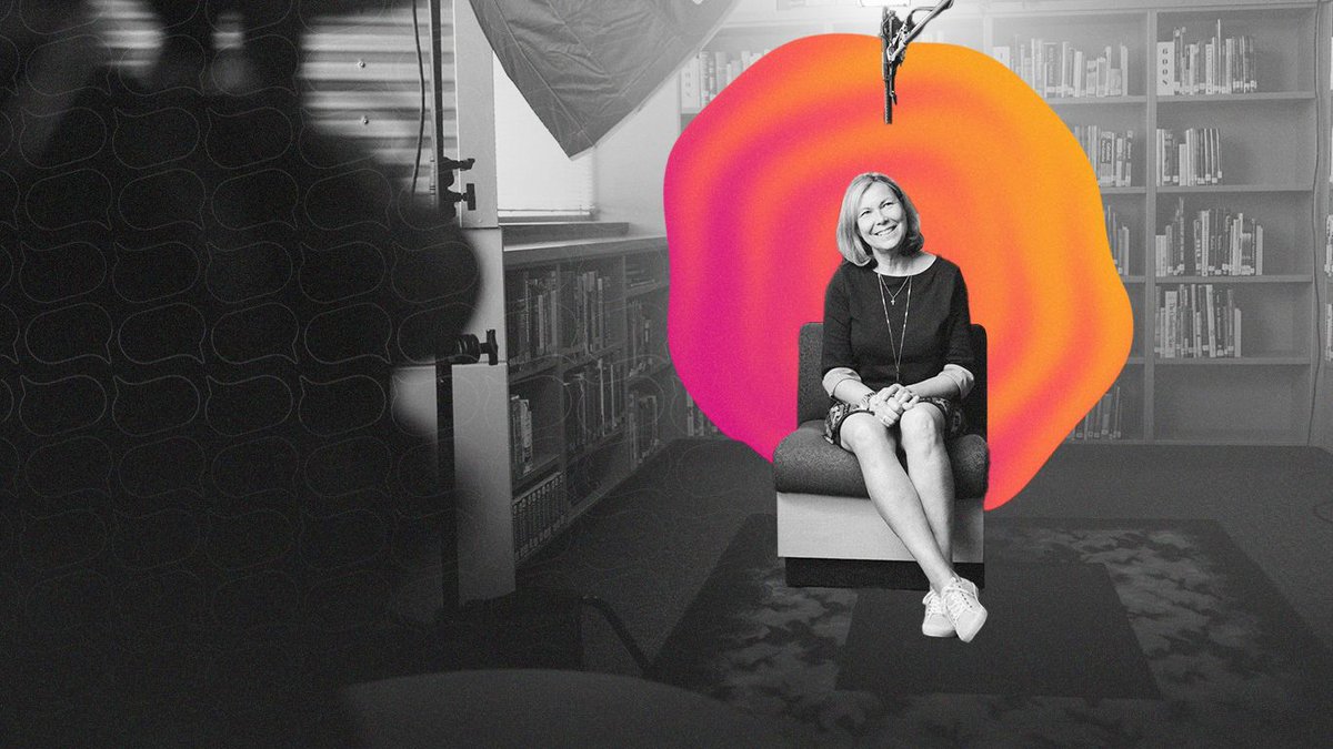 Enhance your virtual presentations by maintaining 50-70% eye contact with the camera to foster a natural connection. Practice your script and incorporate vocal variety for engagement! Explore more tips here. 👇

speakflow.com/blog/posts/fou…  

 #PublicSpeaking #PresentationTips