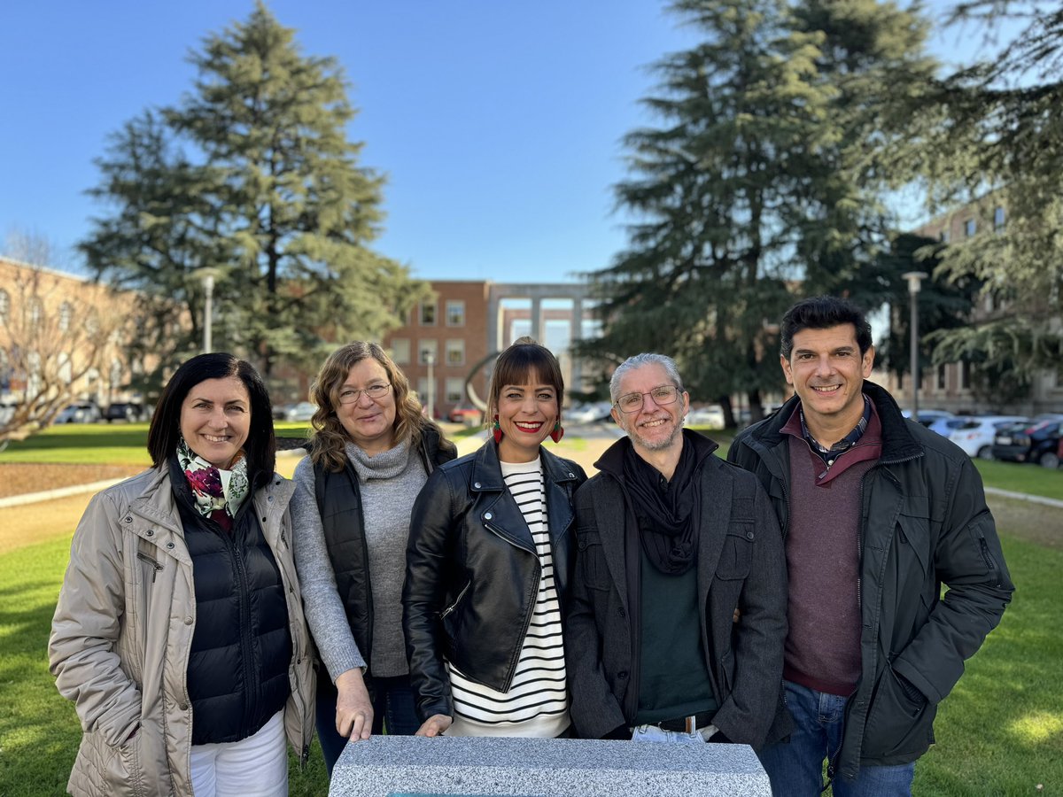 SEFitopatologia's tweet photo. Os presentamos a nuestra nueva Junta Directiva. 

Nos gustaría dar la bienvenida a los nuevos compañeros, que ocuparán los siguientes puestos:
Mari Ángeles Ayllon, vicepresidenta 
Fernando Escriu, secretario 
Ana Pérez, Rosario Torres y David Ruano, como vocales. 

Bienvenidos!! https://t.co/fsFFvCtmOU
