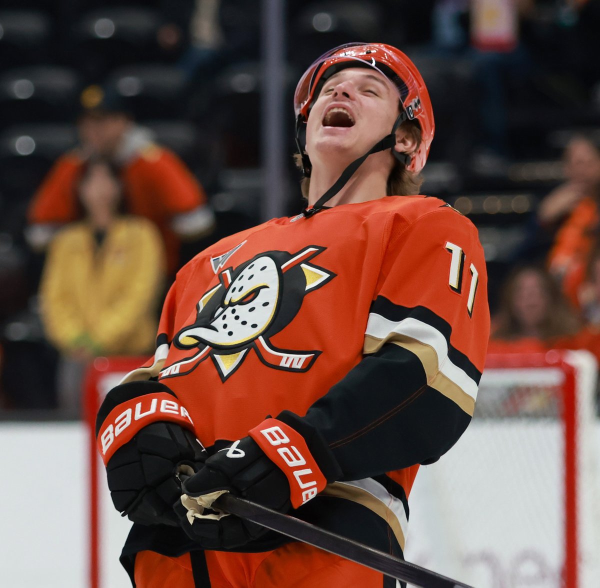 AnaheimDucks's tweet photo. Trevor Zegras is having fun 😁

#FlyTogether https://t.co/CvzaZ5LarR