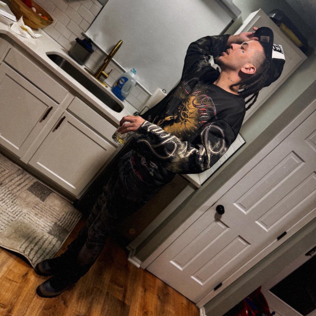 L.L.L 🕊️ tweet media