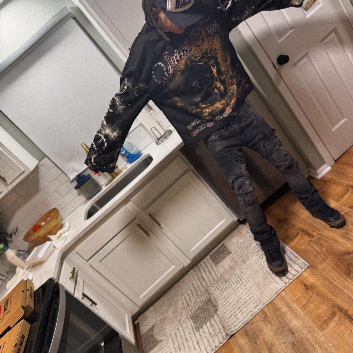 L.L.L 🕊️ tweet media