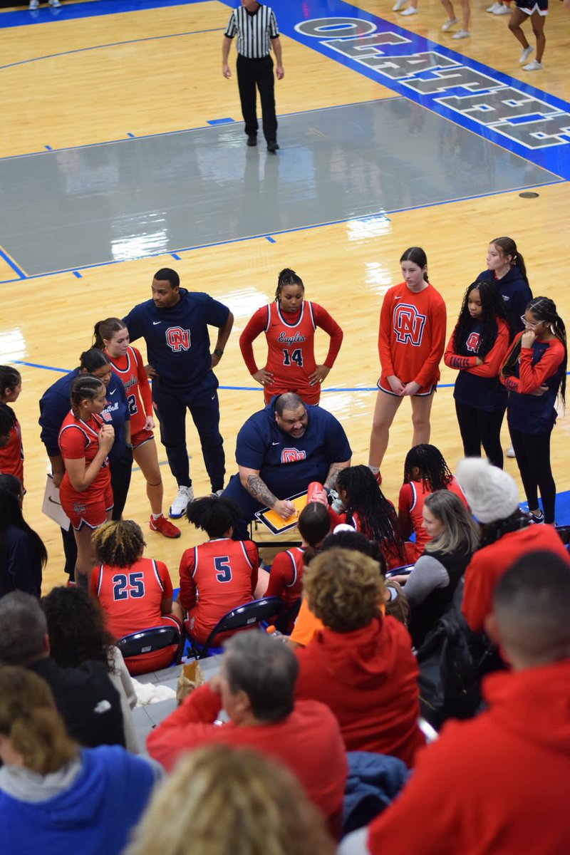 ONLadyEaglesBa1's tweet photo. Happy National Girl’s and women in Sports Day 🏀🦅 https://t.co/9h990zTK7U