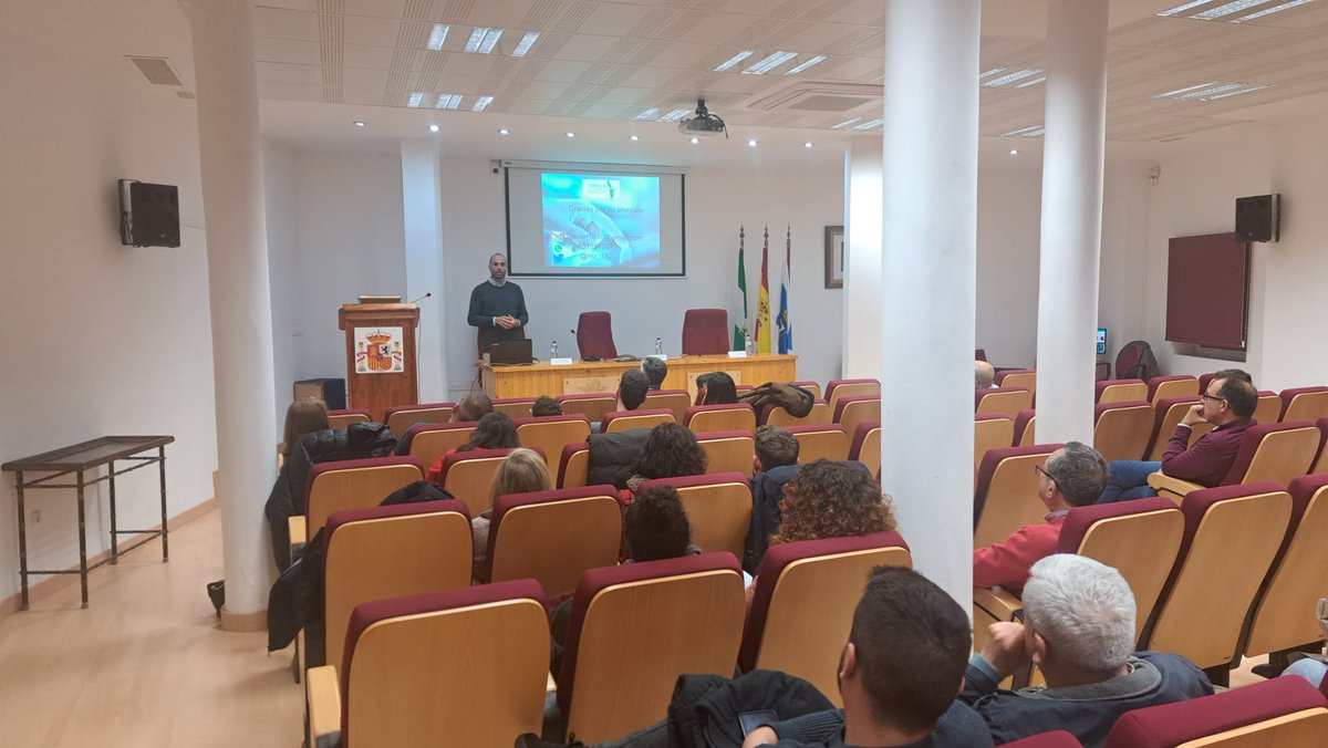 Colegio de Médicos de Huelva tweet media