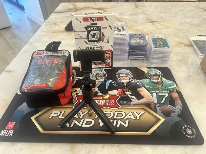 Watch Paige VanZant's leaked NSFW photo on TwXstars