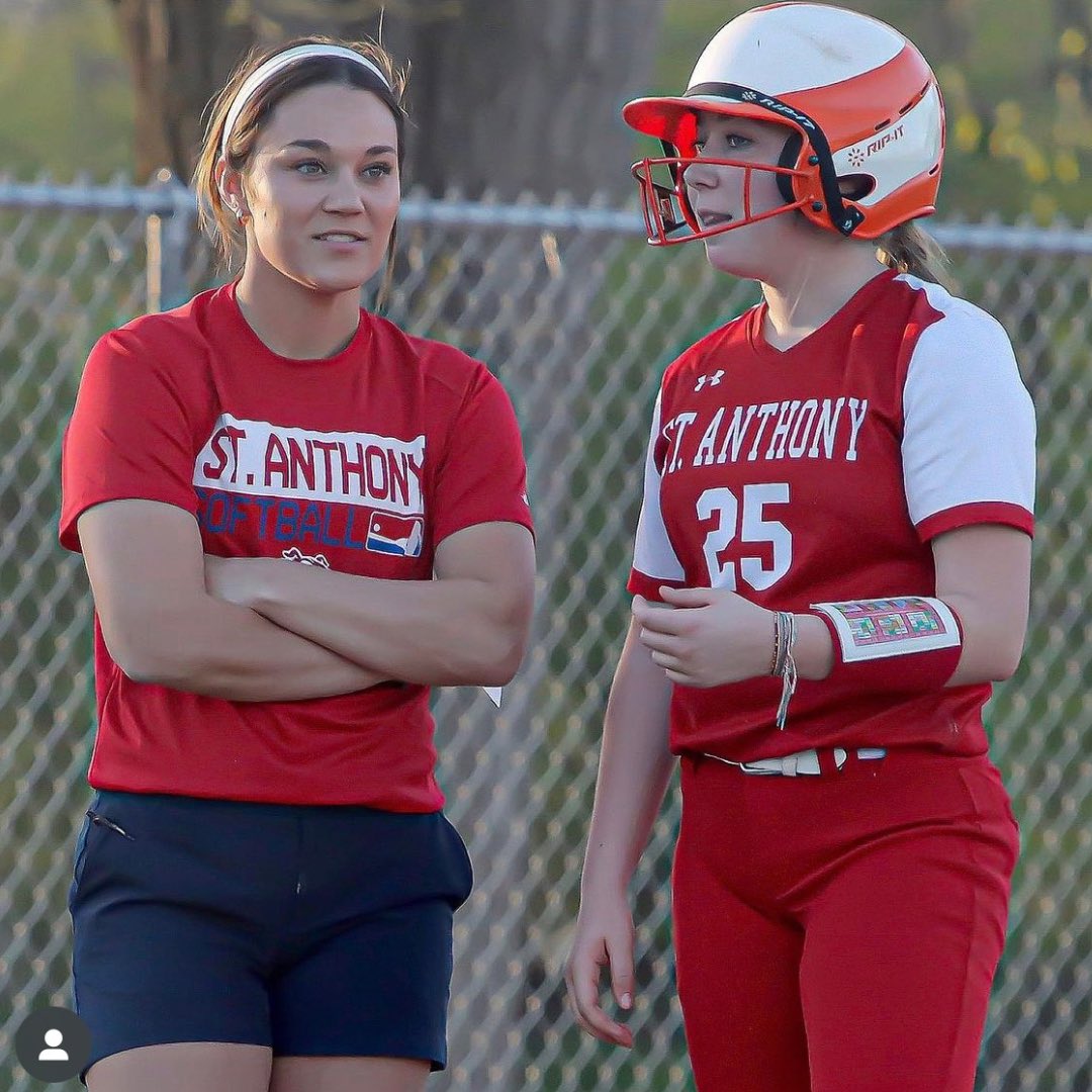 Congratulations to our very own Ava Faber on signing her NLI with Elgin Community College! 🥎

She will be continuing her softball career with ECC next year! 

Ava has brought so many great things to our softball program &amp; we are so excited to see her excel at the next level! 💪🏽