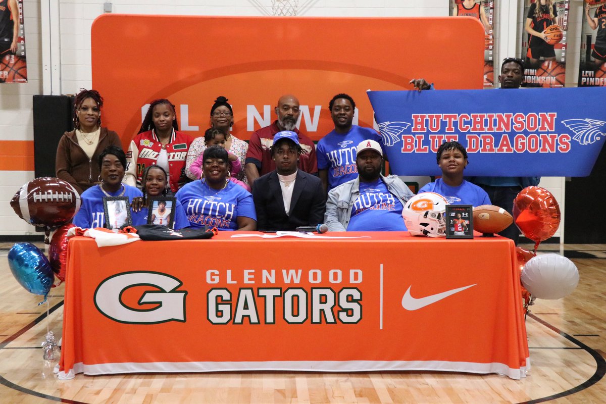 Glenwood Football (@glenwoodfb1) on Twitter photo NSD! 🖋️
Extremely proud of our guys <a href="/wesleymcgrew_17/">Wesley Mcgrew</a> and <a href="/MakaiSimpson/">makai simpson (3⭐️) 25’</a> on pursuing their academic athletic careers!
#S2P|#EAT🐊 NSD! 🖋️
Extremely proud of our guys <a href="/wesleymcgrew_17/">Wesley Mcgrew</a> and <a href="/MakaiSimpson/">makai simpson (3⭐️) 25’</a> on pursuing their academic athletic careers!
#S2P|#EAT🐊