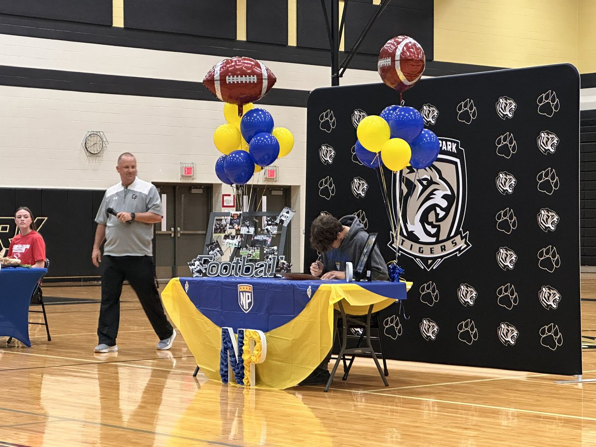 Crystal Romanelli (@mrs_romanelli) on Twitter photo Congrats to our <a href="/CyParkAthletics/">Cy Park Athletics</a> Tigers as they sign commitments to their NEXT! We are so proud of you! π―β€οΈ <a href="/CypressParkHS/">Cypress Park HS</a> #RiseUp #CFISDspirit Congrats to our <a href="/CyParkAthletics/">Cy Park Athletics</a> Tigers as they sign commitments to their NEXT! We are so proud of you! π―β€οΈ <a href="/CypressParkHS/">Cypress Park HS</a> #RiseUp #CFISDspirit