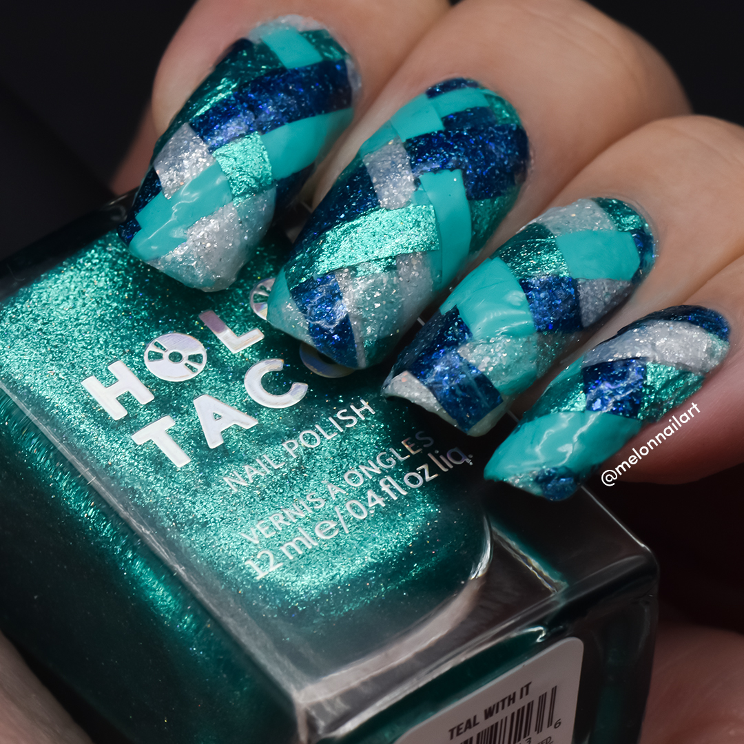 melonnailart's tweet photo. *PR* I tried the cozy woven nail (again after so long) using the @holotaco x @davidstea collection! ✨cutting &amp; assembling the pieces together took around 2 hours and a backache🤣 but worth the result!
Perfect for the cold season, since nails need a cozy pullover too!🧶💅 🍵 https://t.co/PANekj4NgR