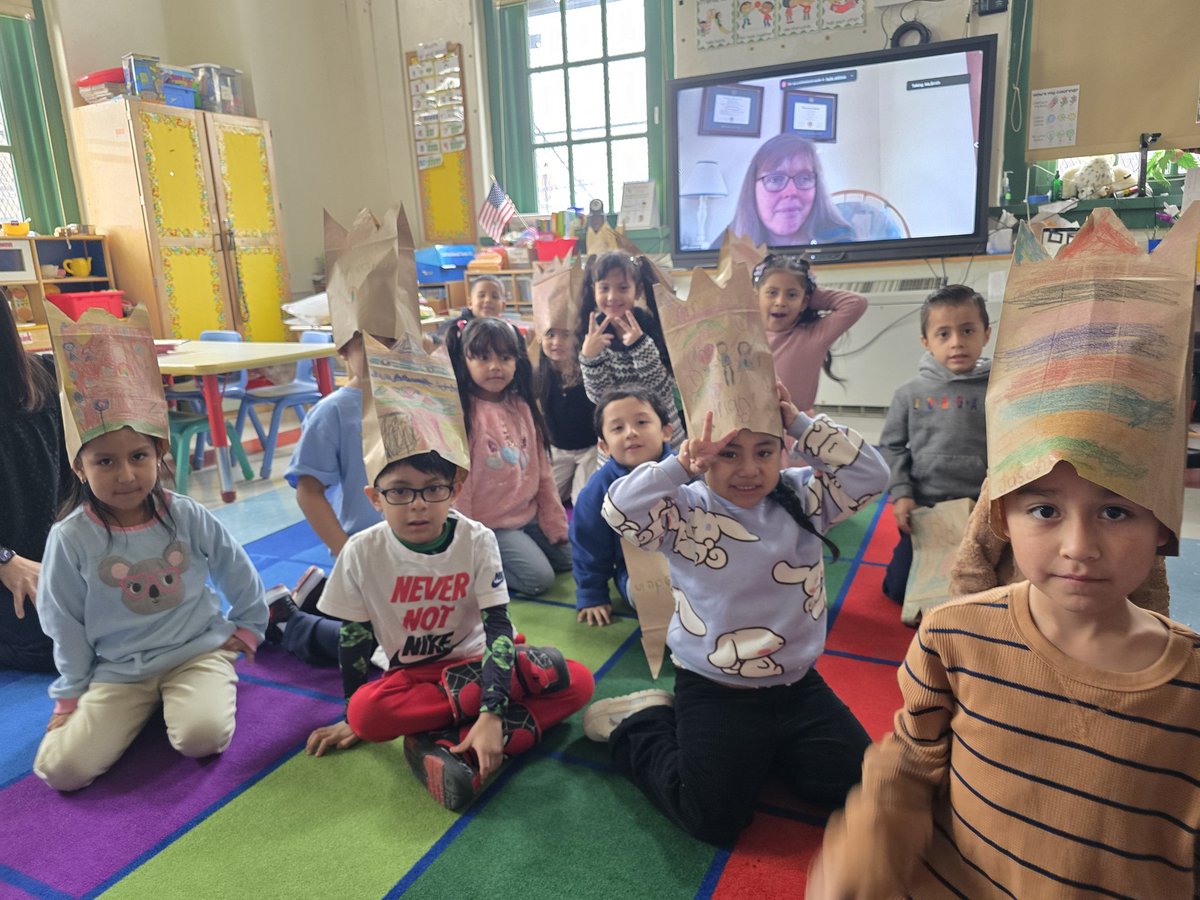 Thank you to all our amazing readers &amp; authors for today's World Read Aloud Day celebration! Our 2nd grade classes met Amanda Davis <a href="/amandadavisart/">🎨 Amanda Davis: Preorder SOMETIMES STORMY!</a> author of Ocean Poems: Friends and Anemones! (1/4) 
<a href="/NYCSchools/">NYC Public Schools</a> <a href="/DOEChancellor/">Chancellor Melissa Aviles-Ramos</a> <a href="/NYC_District24/">Anthony Rivera-School District 24</a> <a href="/Mskatheriner/">Katherine Rodriguez</a>