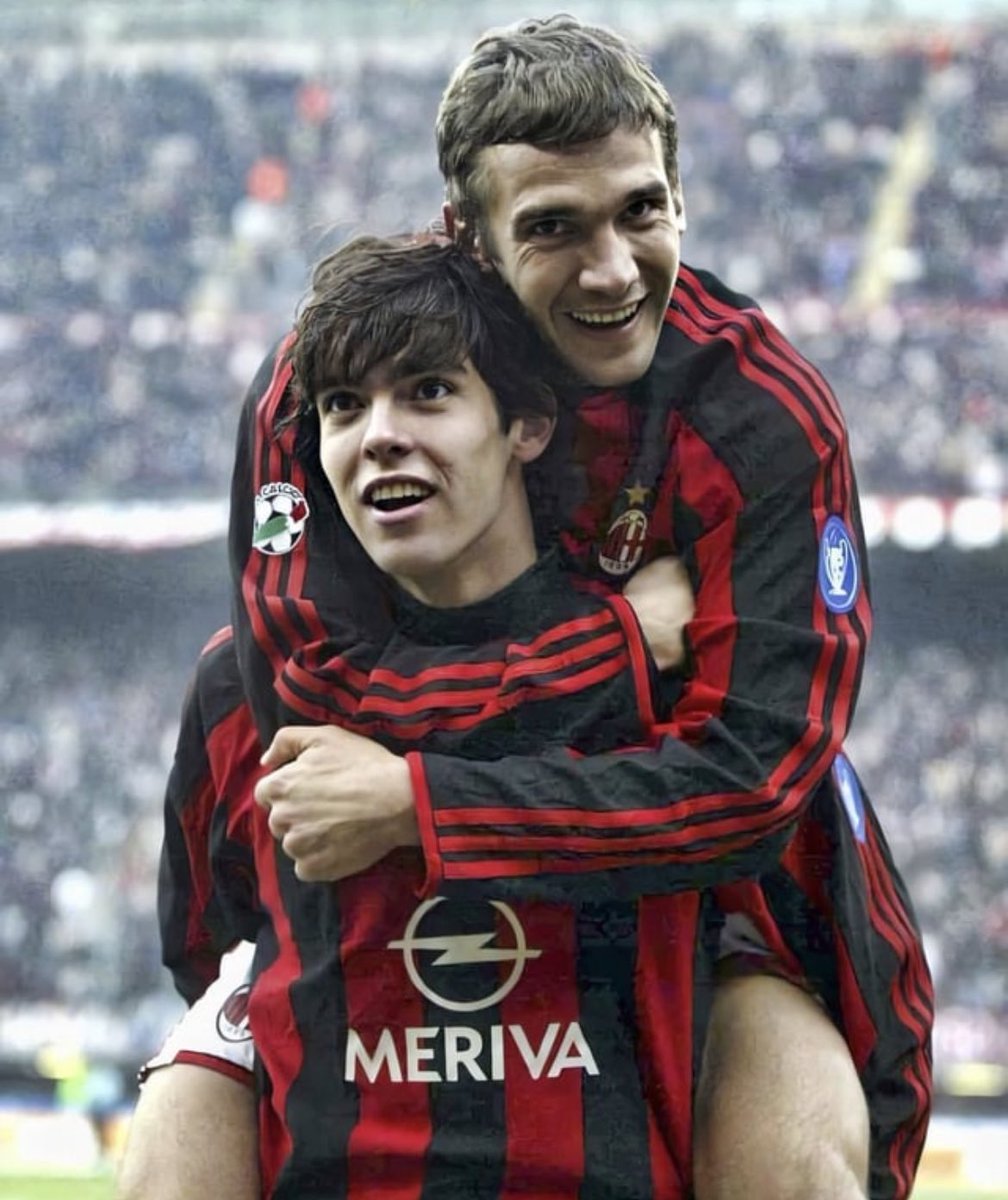 Just in:
First picture of Felix and Gimenez in Ac Milan