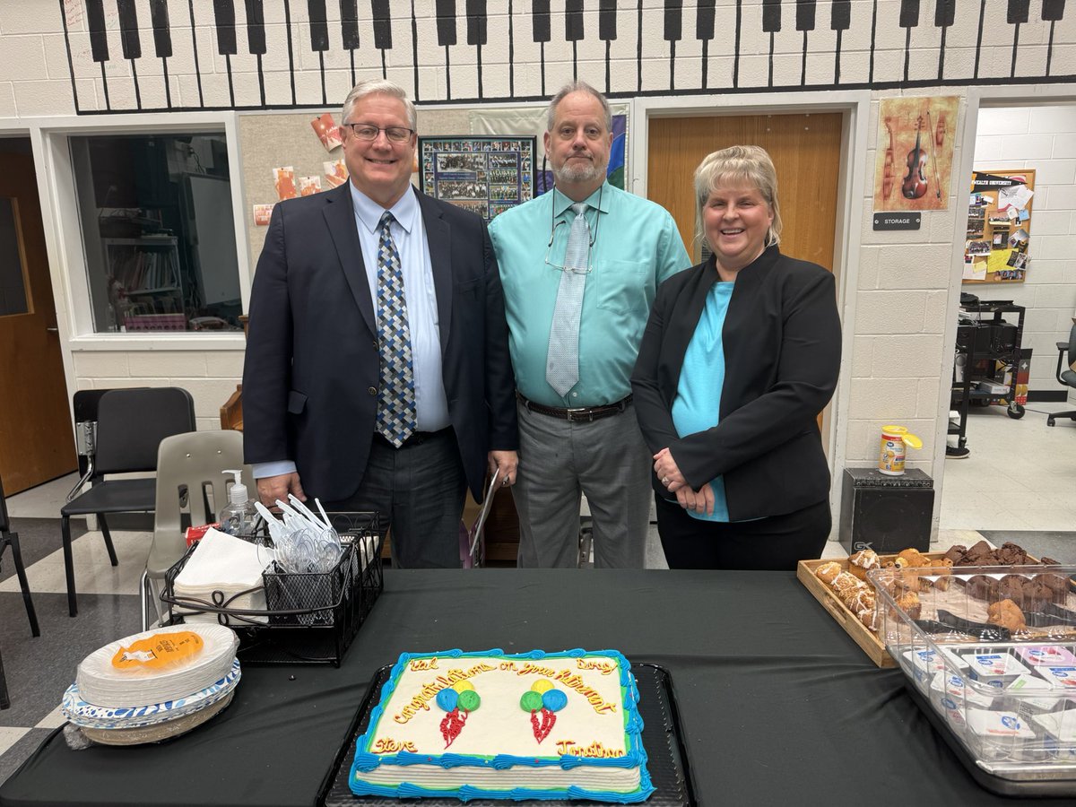 Woodside_Band's tweet image. It was wonderful hosting All District Band last week. Thank u to everyone that  helped out. We had a wonderful time with our guest conductors Dr. William Lake, Dr. Mark Johnson, &amp;amp; Mr. Ken Poe. The concerts were fantastic. 

@GeorgeMasonU 
@CNUcaptains 

#NNPSArts
#woodsideband