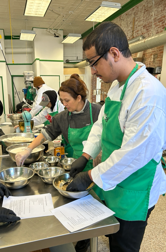 SnapchefFound's tweet image. 📸✨ Check out these snapshots from this week&apos;s Training! To Enroll:
📩 Apply today and start your journey!
✅ Step 1: Visit Snapchef.com/Apply
✅ Step 2: Select &quot;NEW ENGLAND&quot; as the Franchise
✅ Step 3: Select &quot;TRAINEE&quot; as the position