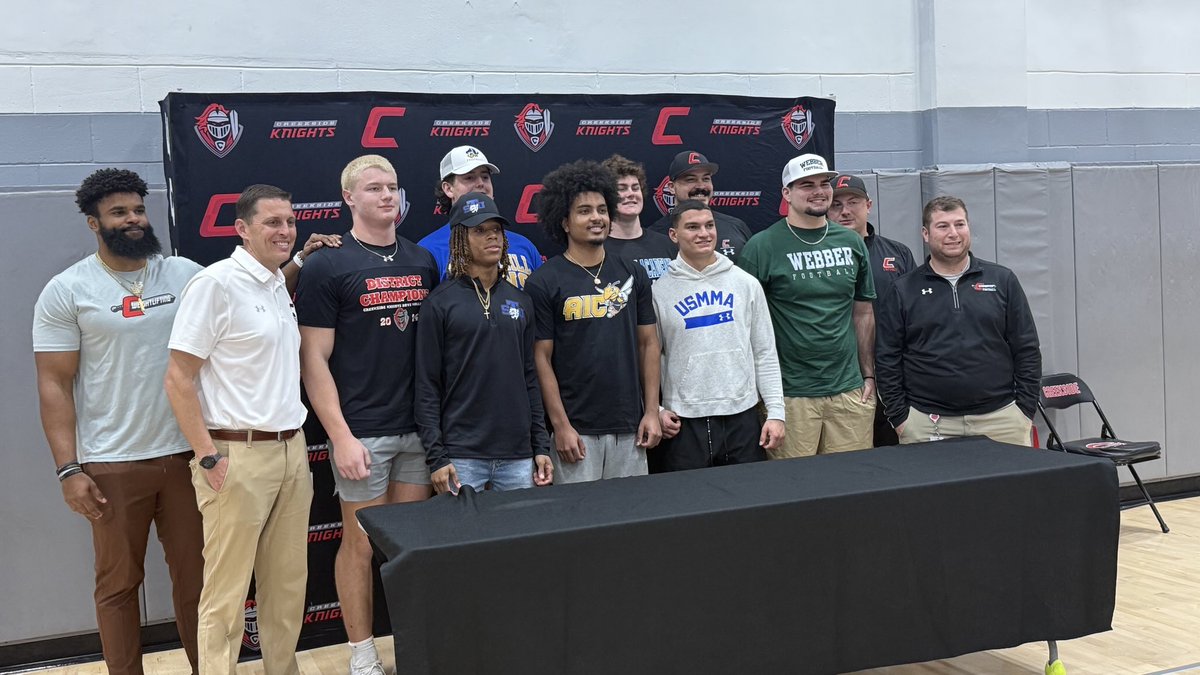 Justin Barney (@justinbarneytv) on Twitter photo A packed gym at <a href="/CreeksideATH/">Creekside Athletics 🛡⚔️</a> with 28 signees on a busy #NSD2025 at the Castle. A packed gym at <a href="/CreeksideATH/">Creekside Athletics 🛡⚔️</a> with 28 signees on a busy #NSD2025 at the Castle.