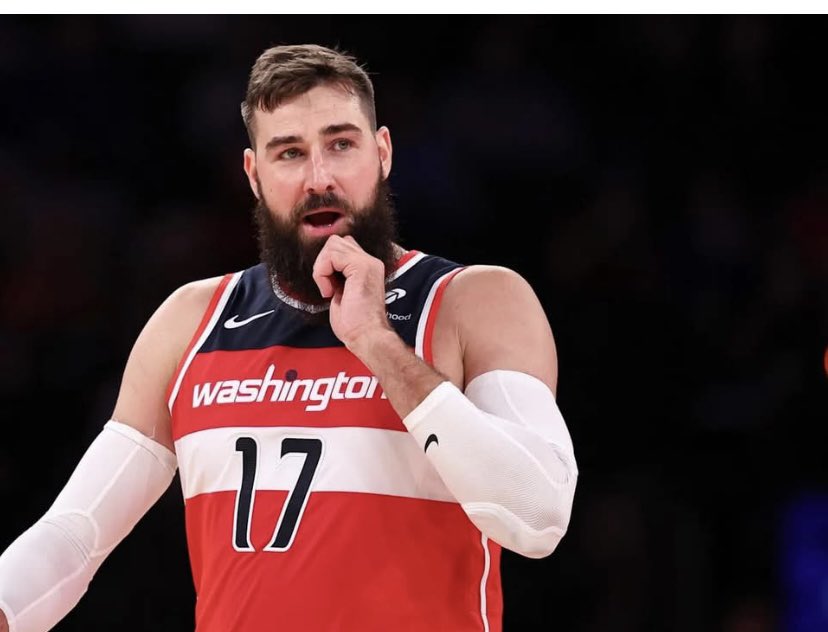 Americanscreen1's tweet photo. 🏀🔥 Última hora.🚨

Tenemos otro traspaso oficial.

Jonas Valanciunas es traspasado a los Sacramento Kings.

Los Kings se siguen moviendo.🔥👀

#JR23 https://t.co/XU2BZ89LCI