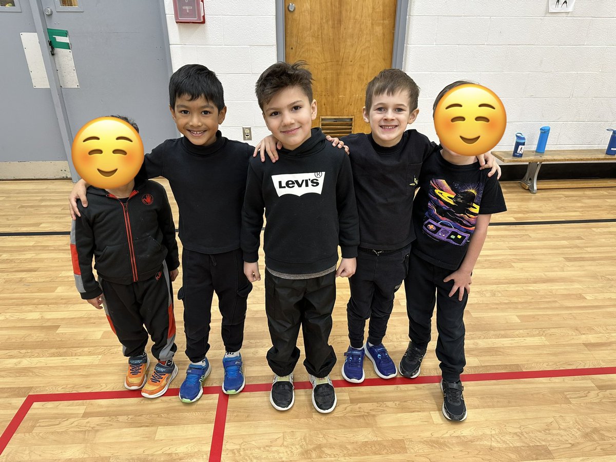 Miss.Elliott tweet media