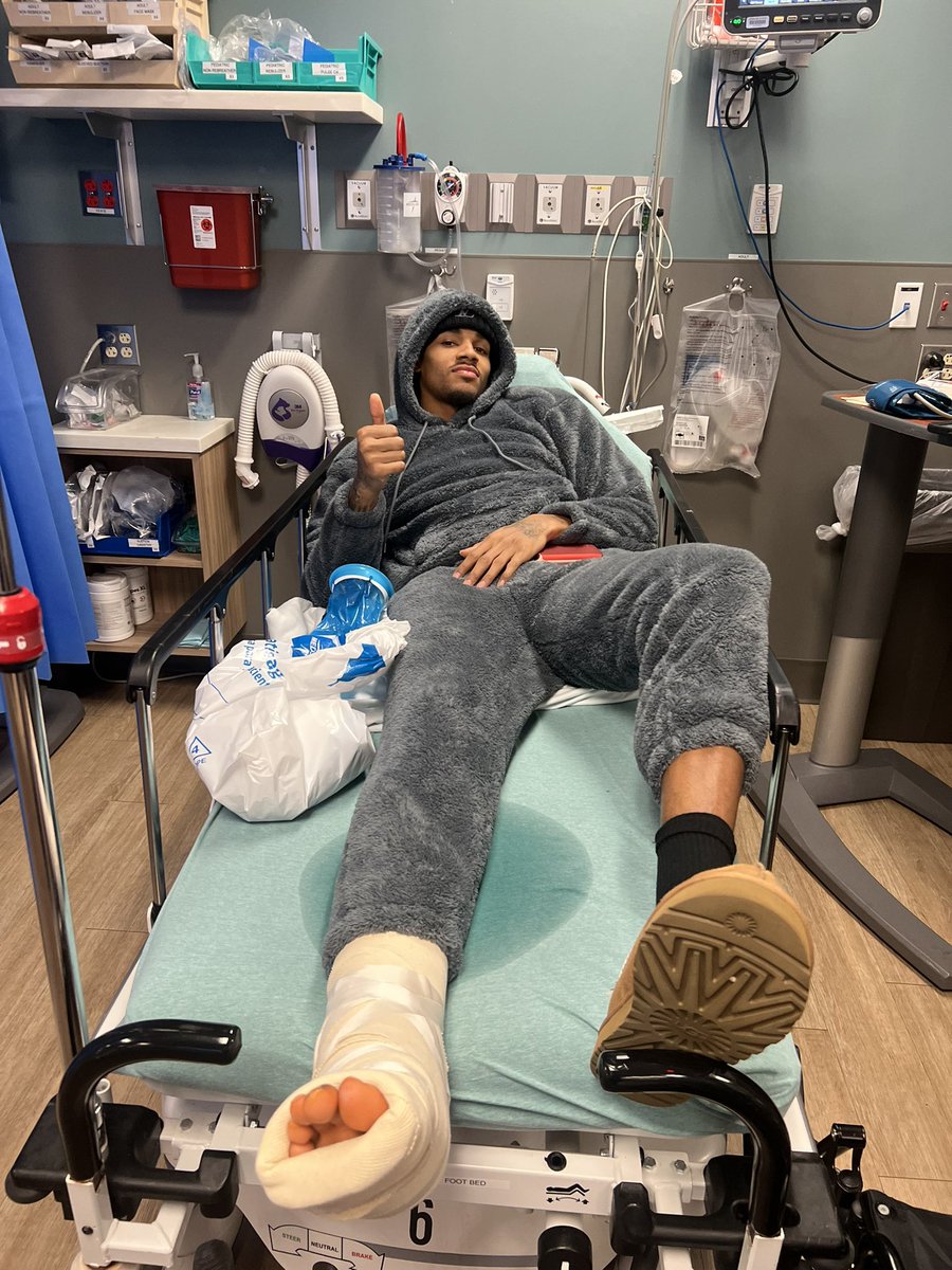 THANK YOU GOD 🙏🏽 For A Successful Surgery!!! 💯 Road To Recovery Starts Now… 💪🏽 Won’t Stop, Can’t Stop. You Get Out What You Put In!!!!! Built For It All!!! 🖤