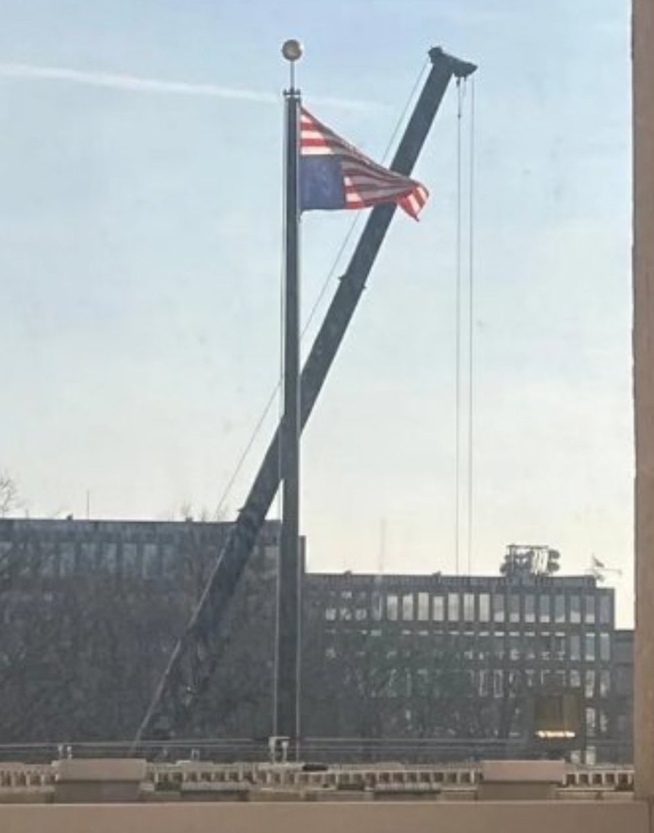 BREAKING: The US State Department flag reportedly has been spotted flying upside down, a universal signal of distress.

From mass firings of federal employees to abrupt policy changes, the administration’s actions have led to widespread confusion and concern.   It’s almost as if