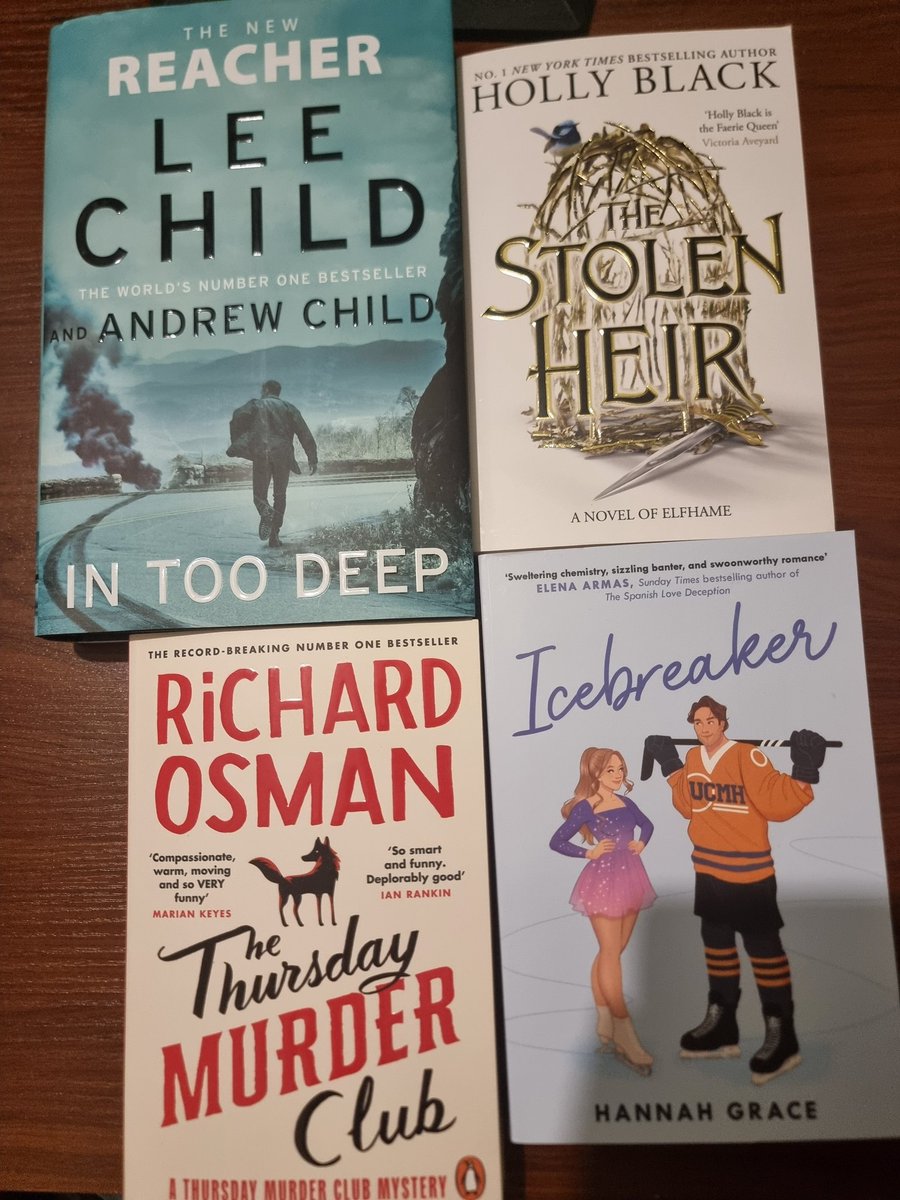 A little book haul, excited to get stuck in 🤭