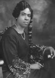OTD 1869 Minnie Cox was born in #MS. A teacher who also co-founded a bank &amp; insurance co, she was appointed 1st Black postmistress in 1891, but was driven from her Indianola MS post by racists in 1903

#BlackHistoryMonth #BlackHistoryMonth2025 #CivilRights en.wikipedia.org/wiki/Minnie_M.…