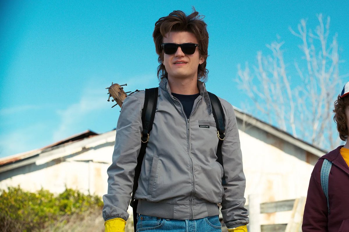 GriFlicks's tweet photo. Funny how Stranger Things produced two perfect Johnny Storms, but Marvel decided to cast Joseph Quinn. 

And for the record, I like Joseph Quinn.. https://t.co/KnyzqZP4z6